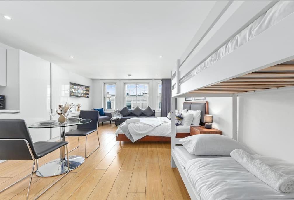 Apartmán Piccadilly Haven, Flat In London Vr12 Exteriér fotografie