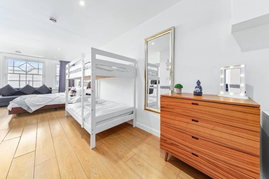 Apartmán Piccadilly Haven, Flat In London Vr12 Exteriér fotografie